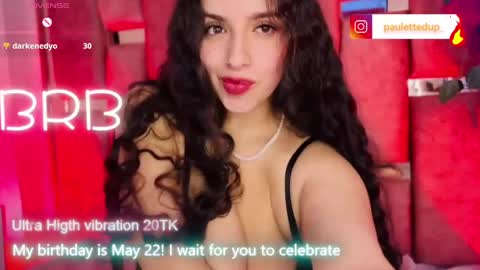 Snapshot of paulette_dupont_ chatting on 11, 5, 2026 paulette_dupont_ online show from 11, 5, 2026
