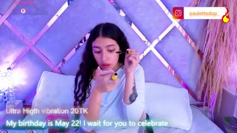 Snapshot of paulette_dupont_ chatting on 15, 5, 2026 paulette_dupont_ online show from 15, 5, 2026