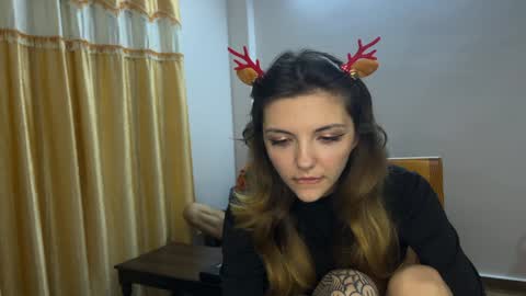 Isla  Chase online show from 5, 12, 2024