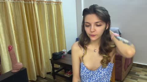 Isla  Chase online show from 15, 1, 2025