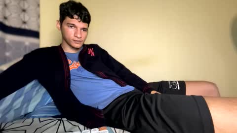 Paul Mklain online show from 4, 4, 2026