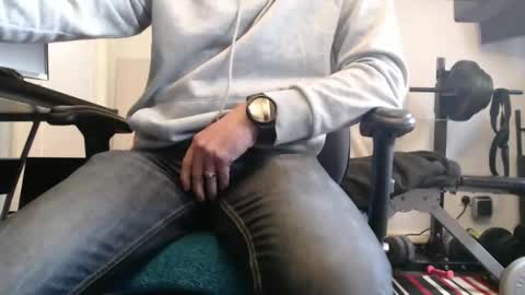 Snapshot of paulie120464 chatting on 18, 10, 2025 paulie120464 online show from 18, 10, 2025