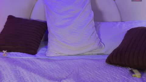 Paulina  online show from 6, 11, 2025