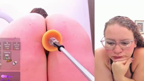 Paulina Davis  online show from 30, 1, 2025