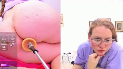 Paulina Davis  online show from 7, 2, 2025