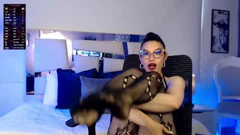 Snapshot of paulinabarnett_ chatting on 16, 2, 2025 Paulina online show from 16, 2, 2025