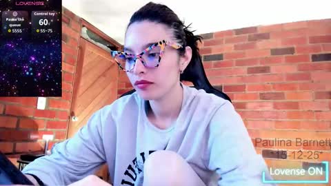 Snapshot of paulinabarnett_ chatting on 16, 12, 2025 Paulina online show from 16, 12, 2025