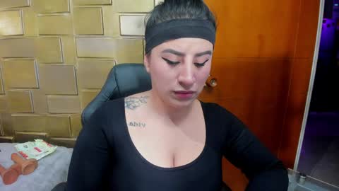 paulinabelen21 online show from 15, 5, 2026