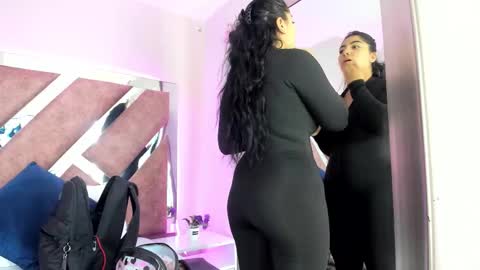 Snapshot of paulinaduarte_ chatting on 27, 11, 2025 Paulina online show from 27, 11, 2025