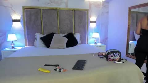 Snapshot of paulinaduarte_ chatting on 29, 11, 2025 Paulina online show from 29, 11, 2025