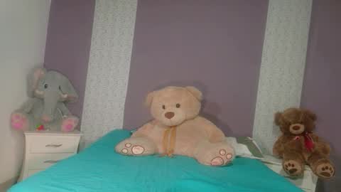 Snapshot of paulinawilliams chatting on 15, 11, 2025 paulina online show from 15, 11, 2025