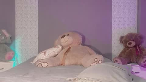 Snapshot of paulinawilliams chatting on 13, 12, 2025 paulina online show from 13, 12, 2025