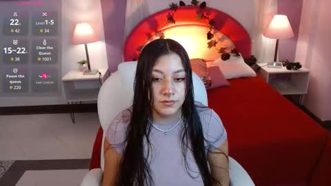 Maria Paula online show from 15, 10, 2025