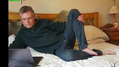 Snapshot of paullie2011 chatting on 9, 11, 2025 paullie2011 online show from 9, 11, 2025