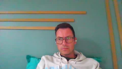 Snapshot of pchittt chatting on 28, 9, 2025 pchittt online show from 28, 9, 2025