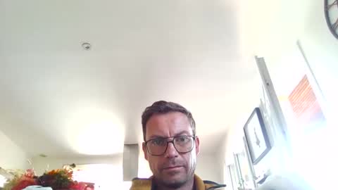 Snapshot of pchittt chatting on 17, 10, 2025 pchittt online show from 17, 10, 2025