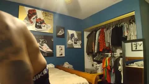 Snapshot of pcuddy3 chatting on 18, 10, 2025 Phenomenal online show from 18, 10, 2025