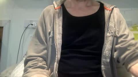 Snapshot of pea23 chatting on 18, 1, 2025 pea23 online show from 18, 1, 2025