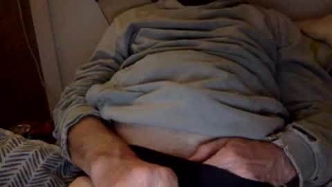 Snapshot of pea23 chatting on 28, 10, 2025 pea23 online show from 28, 10, 2025