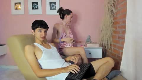 Snapshot of peach_tyron chatting on 12, 1, 2025 peach tyron online show from 12, 1, 2025