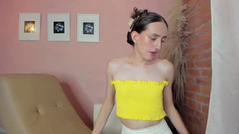 Snapshot of peach_tyron chatting on 14, 1, 2025 peach tyron online show from 14, 1, 2025