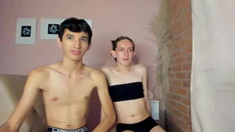 Snapshot of peach_tyron chatting on 7, 3, 2025 peach tyron online show from 7, 3, 2025