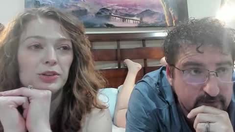 Peaches  Cupcake Rachel and Bryce online show from 19, 9, 2025