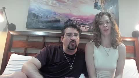 Peaches  Cupcake Rachel and Bryce online show from 21, 9, 2025