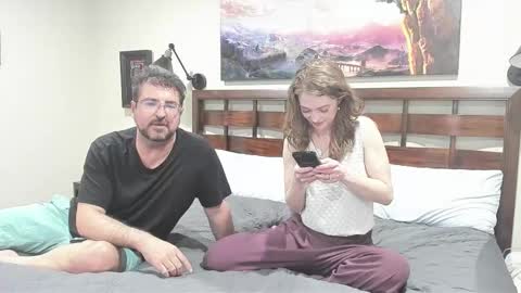 Peaches  Cupcake Rachel and Bryce online show from 15, 1, 2026