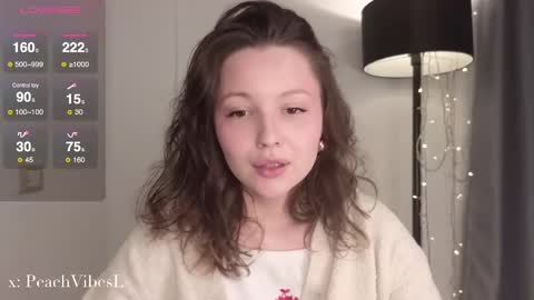 Snapshot of peachvibes chatting on 12, 3, 2025 Lili online show from 12, 3, 2025