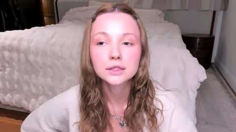 Snapshot of peachvibes chatting on 16, 10, 2025 Lili online show from 16, 10, 2025