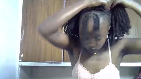 peachy_ebony online show from 26, 10, 2025