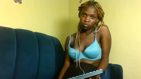 peachie online show from 8, 9, 2025