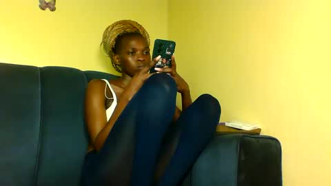 peachie online show from 25, 9, 2025