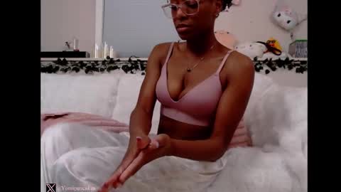 peachypeachgirl online show from 8, 2, 2025