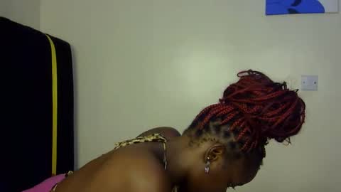 Snapshot of pearl_velvet chatting on 8, 2, 2026 vel online show from 8, 2, 2026