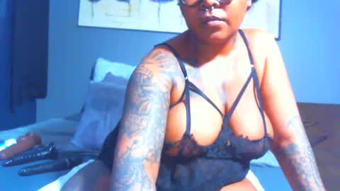 Snapshot of pearlblu38 chatting on 20, 1, 2025 Pearl online show from 20, 1, 2025