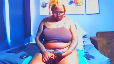 Snapshot of pearlblu38 chatting on 25, 1, 2025 Pearl online show from 25, 1, 2025