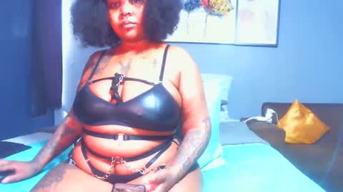 Snapshot of pearlblu38 chatting on 26, 2, 2025 Pearl online show from 26, 2, 2025