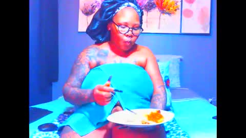 Snapshot of pearlblu38 chatting on 9, 3, 2025 Pearl online show from 9, 3, 2025