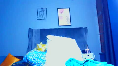 Snapshot of pearlblu38 chatting on 19, 10, 2025 Pearl online show from 19, 10, 2025