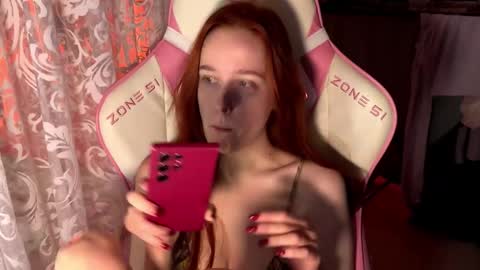 Snapshot of pearlprincess_ chatting on 14, 9, 2025 Adelina online show from 14, 9, 2025