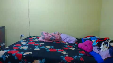 Snapshot of pecadodulce chatting on 18, 4, 2026 pecadodulce online show from 18, 4, 2026
