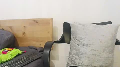 pecsblack888 online show from 4, 3, 2025