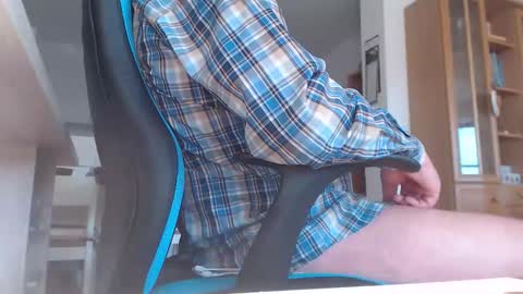 Snapshot of pedrodollo chatting on 6, 11, 2025 pedrodollo online show from 6, 11, 2025