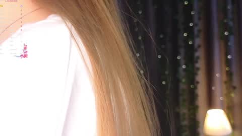 Snapshot of peek_in_my_window chatting on 3, 2, 2025 tony online show from 3, 2, 2025