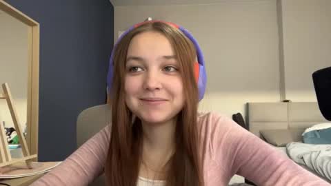 Luna Vale online show from 19, 6, 2026