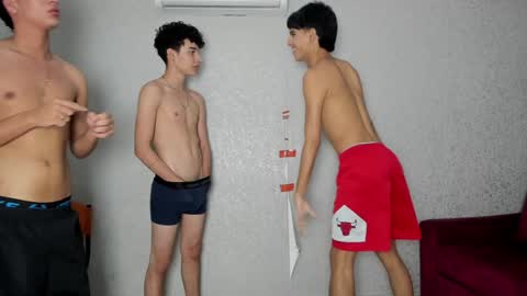 CAIN-19  ALLEN-18 RONALD-18 AUSTIN-18 MOD DANTE online show from 4, 1, 2025