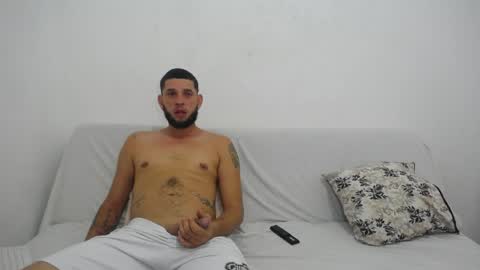 Snapshot of penelopeanddior chatting on 11, 5, 2026 independent model online show from 11, 5, 2026