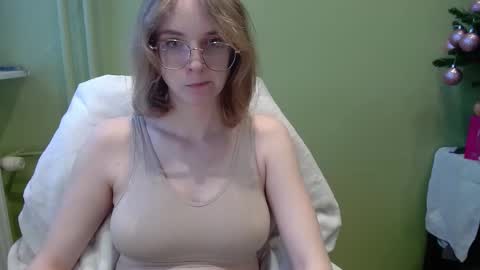 Snapshot of penny_lust chatting on 4, 2, 2026 Penny online show from 4, 2, 2026
